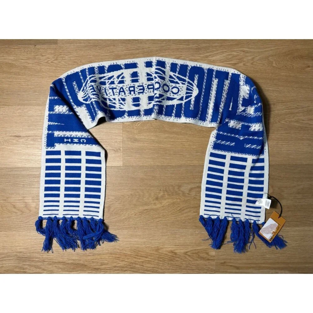 REI Co Op Unisex Blue and White Winter Scarf